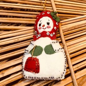 Vintage Lady Snowman Felt Ornament